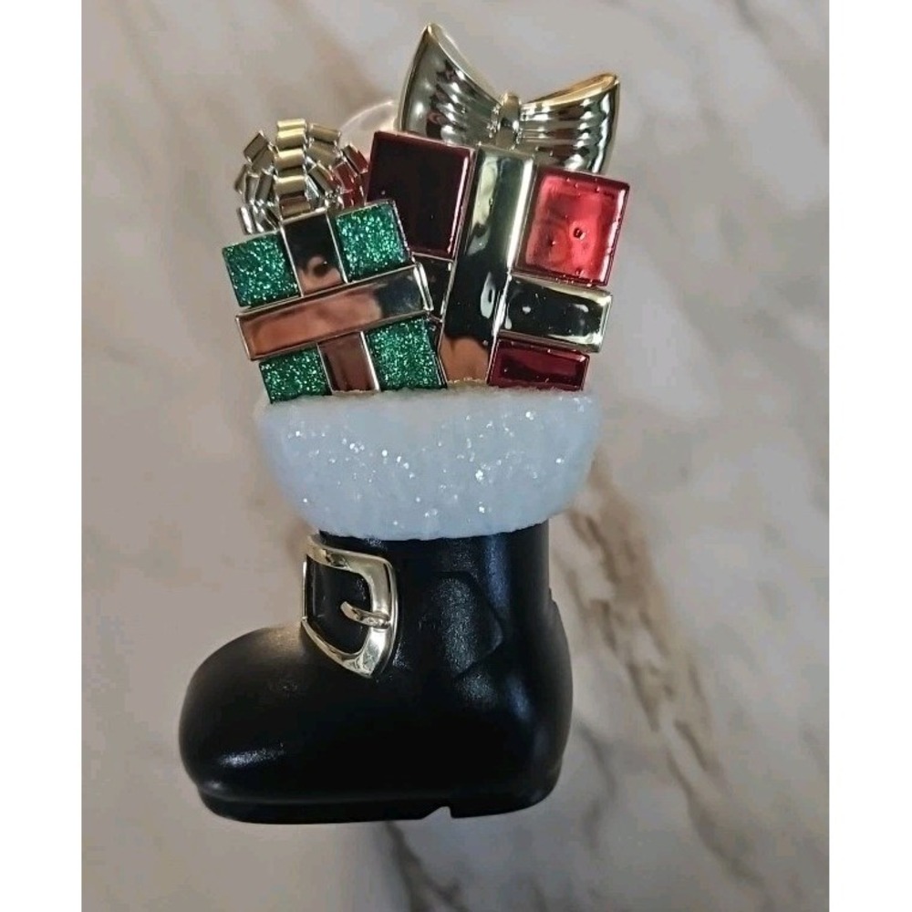 Bath & Body Works Santa Boot With Gifts Wallflower Plug In Christmas Decor